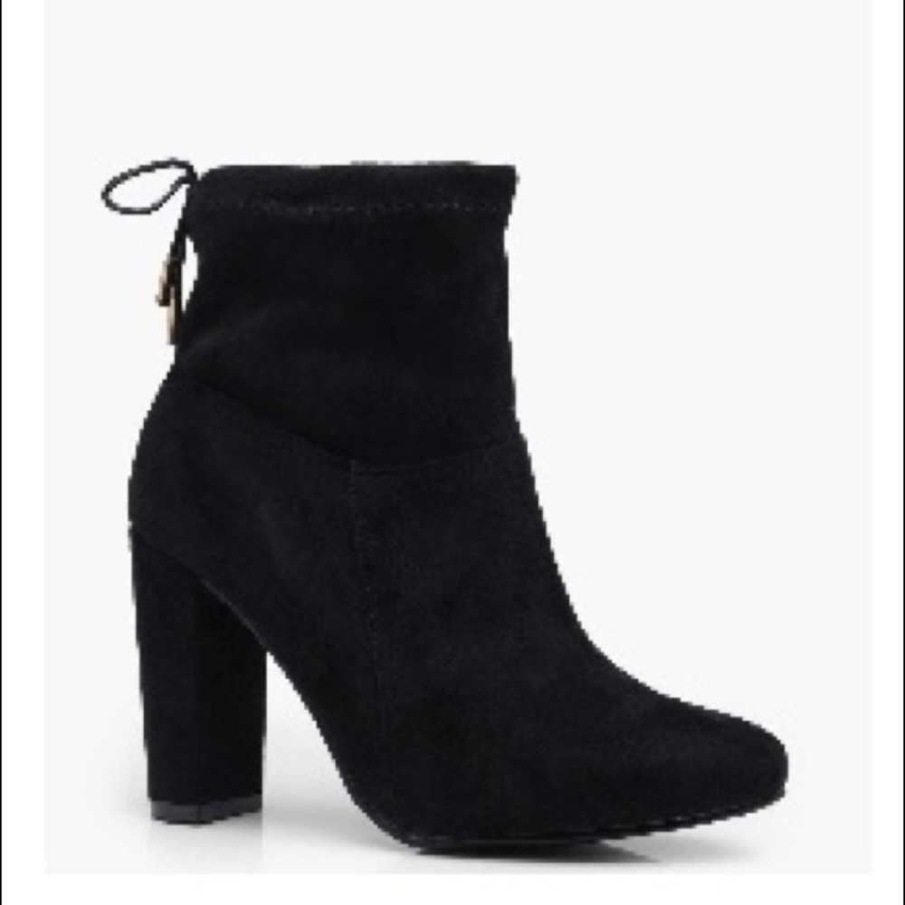 Heel booties
